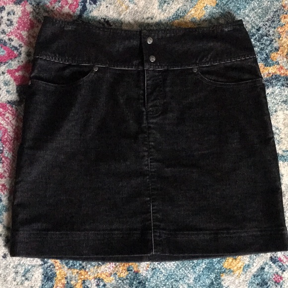 Athleta Dresses & Skirts - ATHLETA black corduroy mini skirt drawstring